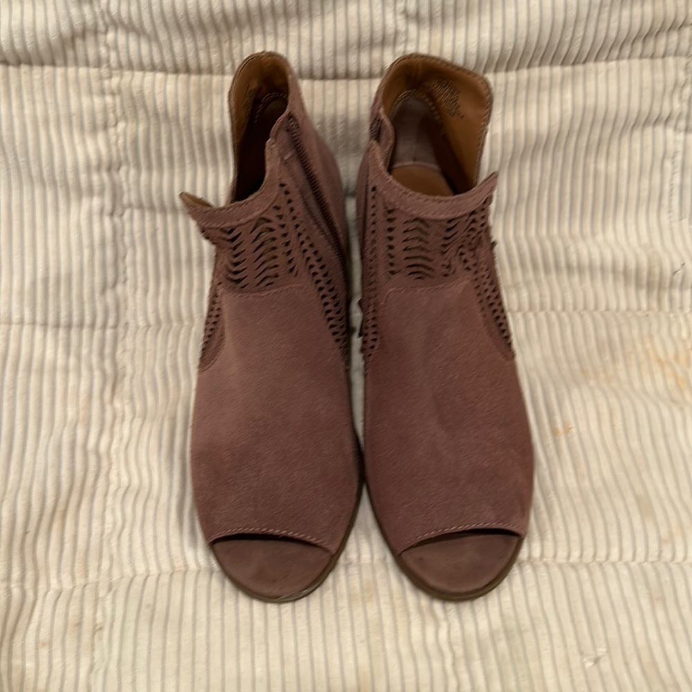 Lucky Brand open toed suede heels